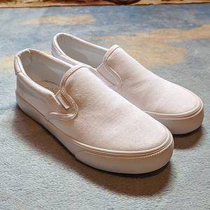 Lugz white slip on shoes